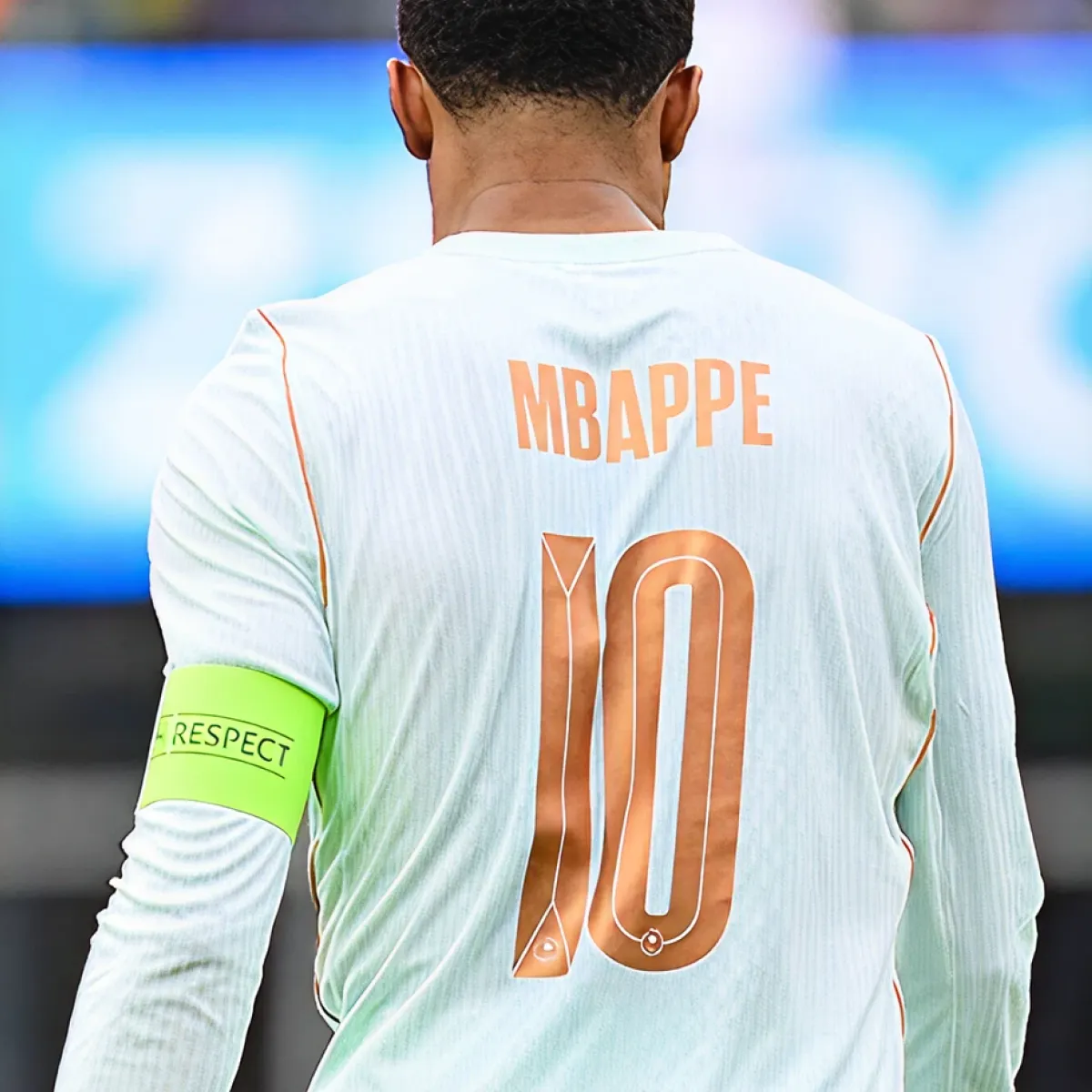 France World Cup 2026 away font – Mbappé number 10 copper lettering on match shirt back